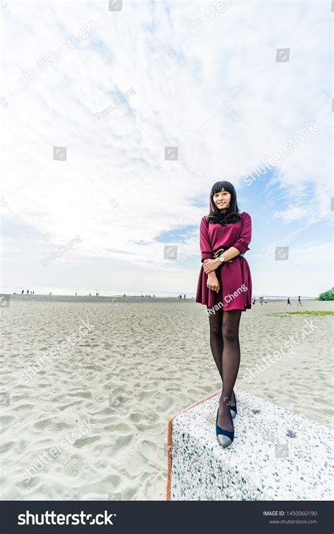 Japanese Girl Beach Tainan Taiwan This库存照片1450060190 Shutterstock