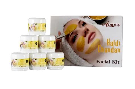 Haldichandan Adidev Herbals Skin Care Haldi Candan Facial Kit 250 G Set