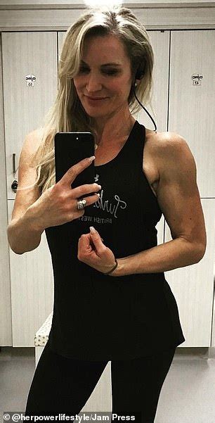47 Year Old Mother Reveals Secrets To Her Ageless Looks Daily Mail Online