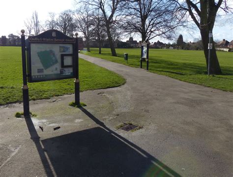 Willow Park in Wigston © Mat Fascione cc-by-sa/2.0 :: Geograph Britain ...
