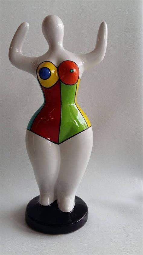 Statue Dans Le Style Des Nanas Niki De Saint Phalle Etsy