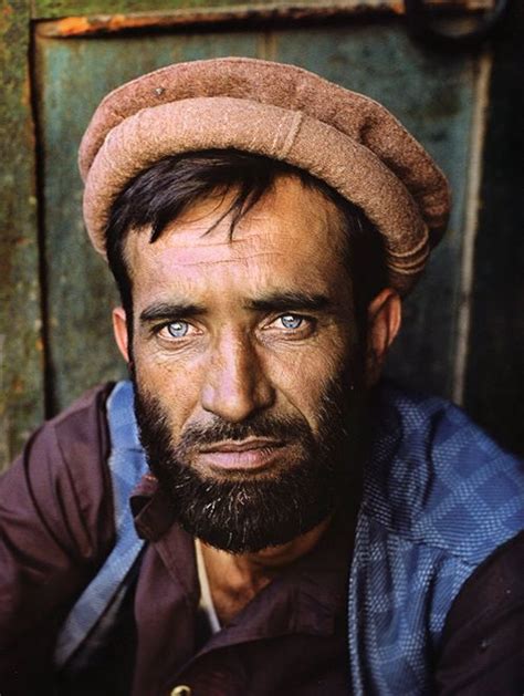 Portraits Of Steve Mccurry An Amazing Collection Steve Mccurry