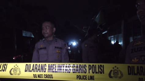 Aksi Perusakan Tempat Ibadah Umat Hindu Di Bromo Polisi Selidiki