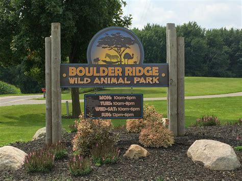 Its Fun 4 Me Alto Michigan Boulder Ridge Wild Animal Park