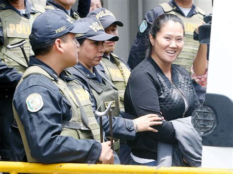 Cierre de campaña de keiko fujimori será en el óvalo las palomas de villa el salvador. Dionisio Romero entregó US$3,6 millones para campaña de ...