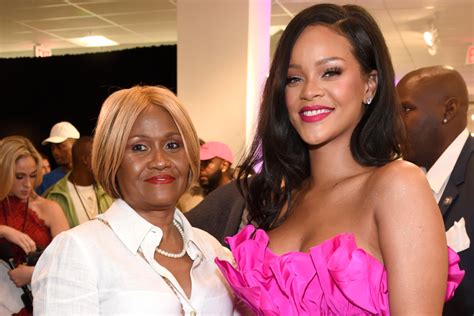 Rihannas Mother Monica Braithwaite Age Birthday Net Worth And Husband