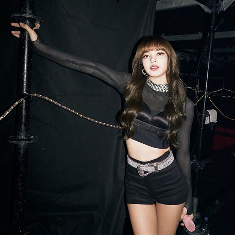 And i really hope this. Lisa Shared New Photos After BLACKPINK Japan Dome Tour 2020