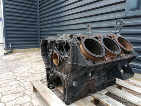 Maybe you would like to learn more about one of these? Mercedes-Benz OM501LA engine/ engine spare part for sale ...