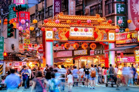 Select from our best shopping destinations in taipei without breaking the bank. Just Back: the enticing aromas of Taiwan's night markets