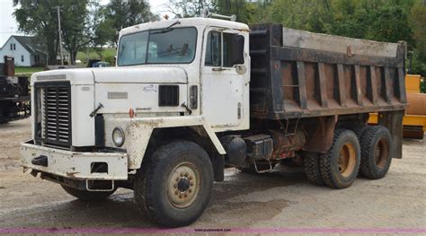 1976 International Paystar 5000 Dump Truck In Hermitage Mo Item