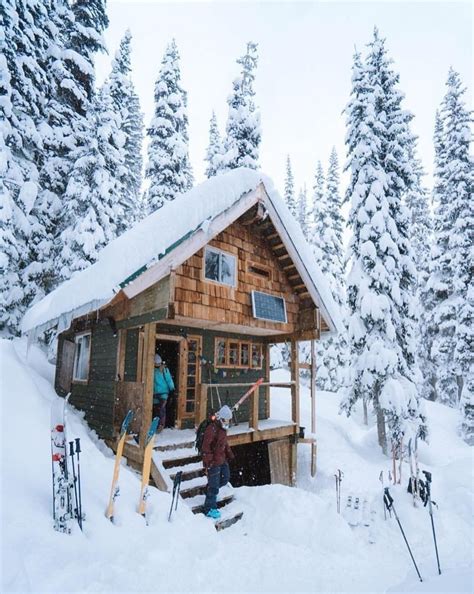 Pin By Mondays On Tiny Houses Winter Cabin Tiny House Cabin
