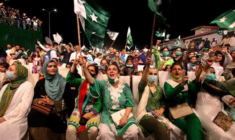 In Pictures With Covid 19 Kept At Bay Pakistanis Celebrate
