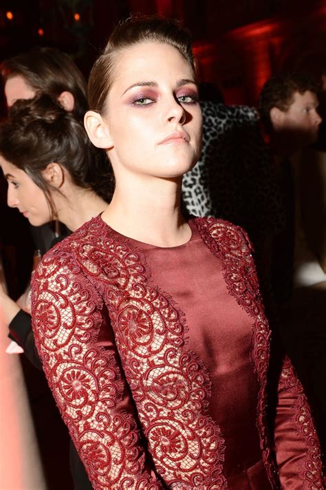 Kristen Stewart On The Red Carpet In Stella Mccartney At The Met Gala