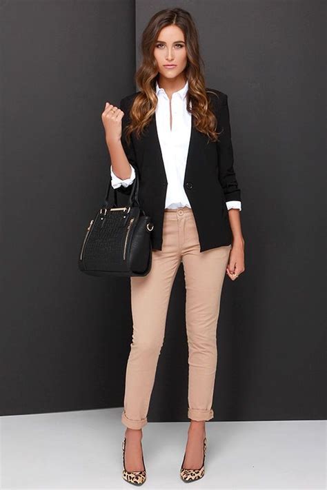 Classy Work Outfit Ideas For Sophisticated Women Femalinea Work Outfits Women Stylish