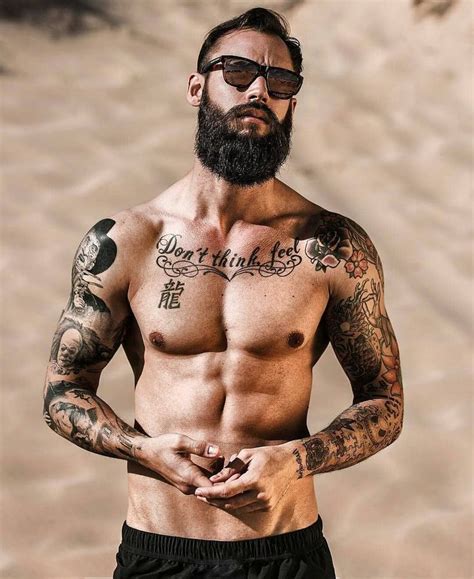 Beard And Tatts Beard Tattoo Handsome Bearded Men Beard