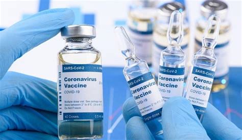 Во всех прививочных центрах столицы началась повторная вакцинация ...