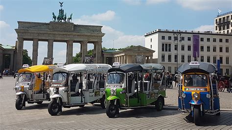 Die weltweit berühmten und beliebten autorikschas, auch tuk tuk genannt. Tuk Tuk mieten bei Xtreme-Events