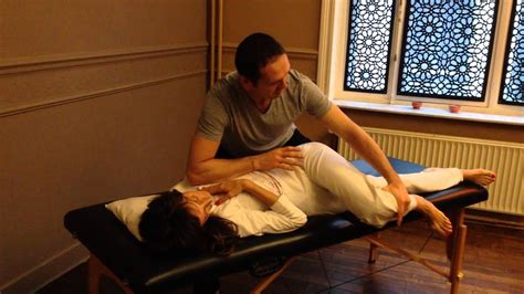 Massage Thai Sur Table S Quence De Mobilisation Et Tirements Vitesse Acc L R E Youtube
