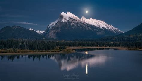 🇨🇦 Mt Rundle By Moonlight Banff Alberta By Greg Boratyn 500px 🌌