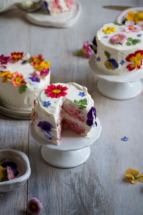 Food And Drink Mini Cakes Cake Mini Wedding Cakes