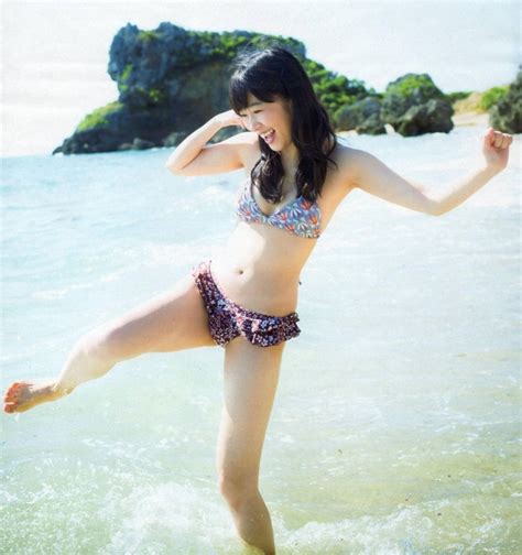 HKT48 AKB48 さっしーこと指原莉乃ちゃんのちっぱいプリケツ美脚の良さを確認できるグラビア画像30枚 グラビアアイドルのエロ