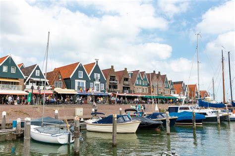 over het hotel hotel marinapark volendam