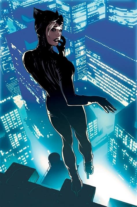 Catwoman Was Just Revealed To Be Bisexual In Newest Comic Catwoman Adam Hughes Catwoman Comic
