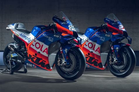 Check out the #italiangp official programme. KTM präsentiert MotoGP-Bikes für 2020: Neues Design beim ...