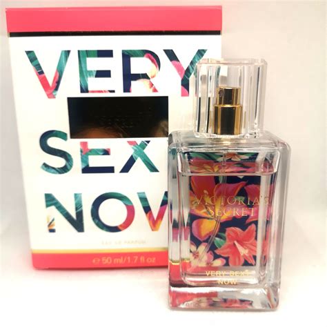 Victorias Secret Very Sexy Now Edp 50ml Köp På Tradera 590796965