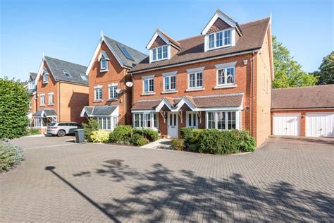 Homes For Sale In St Judes Road Englefield Green Egham Tw20 Buy
