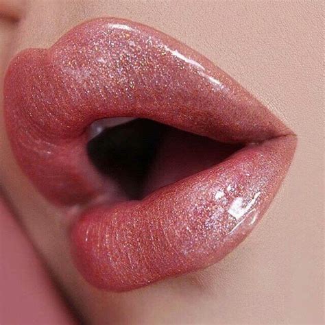 Pin By éä¹ äºä¸ On Bella Hot Lips Pink Lips Juicy Lips