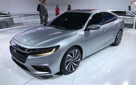 Electric motor develops 109ps/253, while the petrol engine puts out 98ps/127nm. Honda Insight 2019 : aperçu - Guide Auto