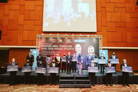 27 may 2019 · johor bahru, malaysia ·. Yayasan Bank Rakyat Sumbang RM1000 kepada 100 Pelajar B40 ...