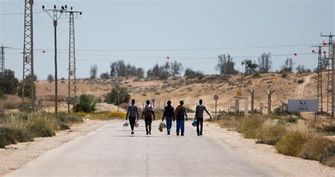 Israeli Government To Refugees Go Back To Africa Or Go To Prison The