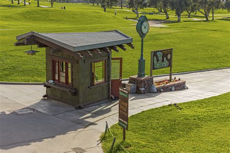 The Starters Shack On The First Tee Of Torrey Pines Golf Course Near