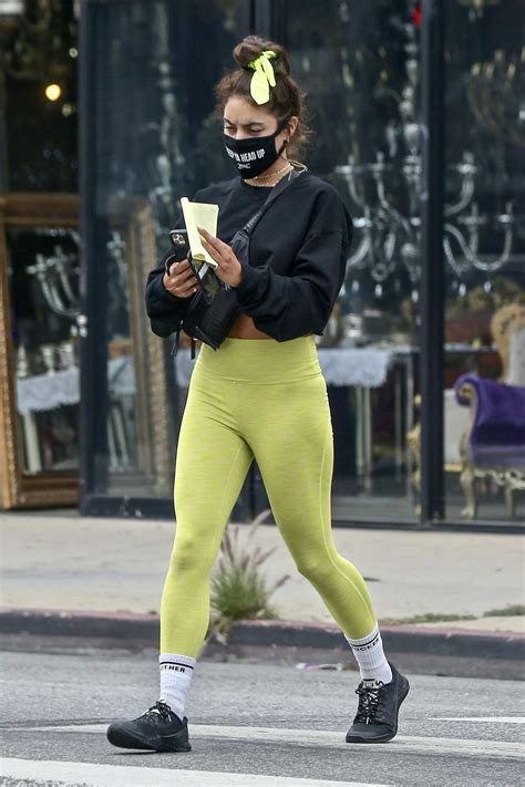 Vanessa Hudgens Shows Off Her Toned Legs In Green Leggings While Making
