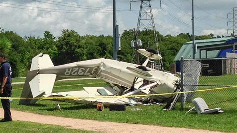 Photos Three Injured In Plane Crash Abc13 Houston