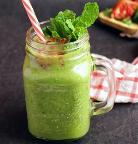 Delicious And Healthy Green Smoothie Easy Recipe That Delicious Dish
