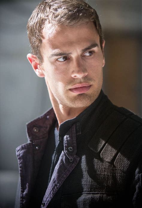 Divergent Divergent Theo James Divergent Four Tris And Four