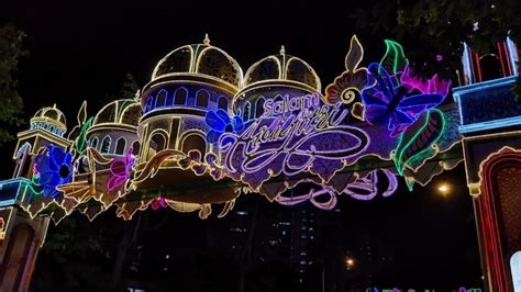 Net moon star and ketupat hari raya aidilfitri led lights. Celebrate Hari Raya Aidilfitri in Singapore - Visit ...