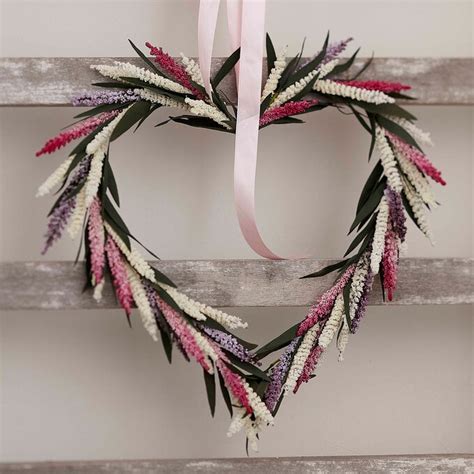 How To Make A Floral Heart Wreath Hobbycraft