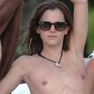 Emma Watson Caught On Camera Nude At The Beach My Xxx Hot Girl