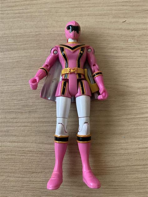Power Rangers Mystic Force Mystic Light Pink Power Ranger Action Figur Ovp Amazon De