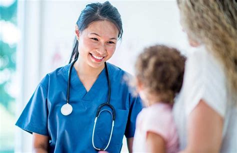 5 ways to grow your career as a nurse