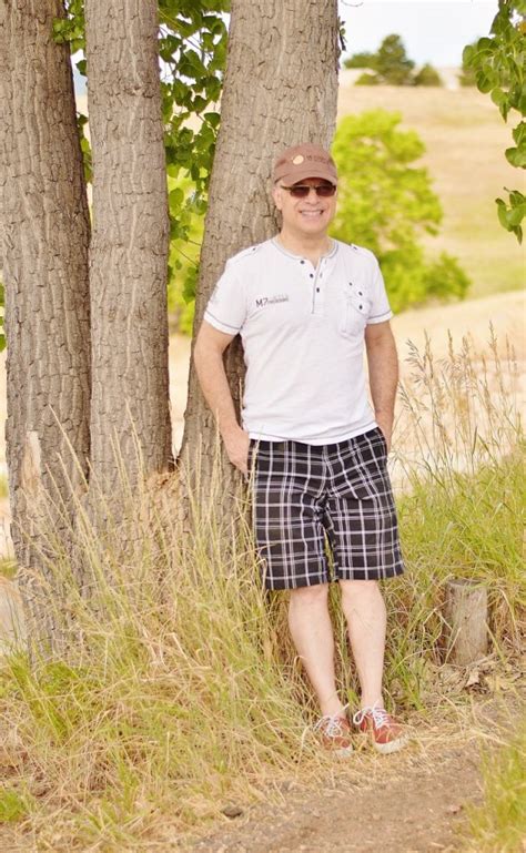 Mens Summer Style In Short For Guys Over 50 Years Old