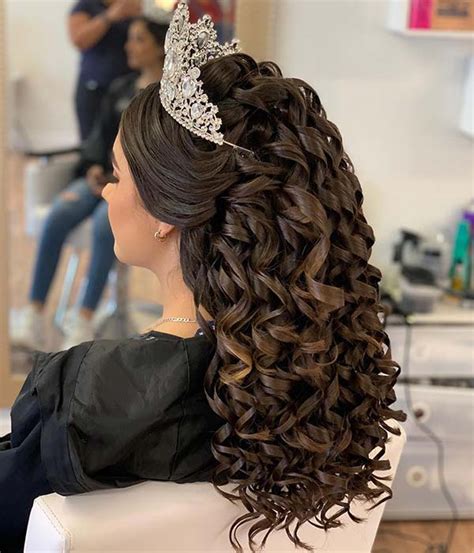 10 Best Hairstyles For Quinceanera Celebrations