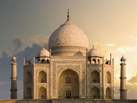 It was commissioned in 1632 by the mughal emperor shah jahan. Best Way To Get To The Taj Mahal From The Us : Eight Secrets Of The Taj Mahal Travel Smithsonian ...