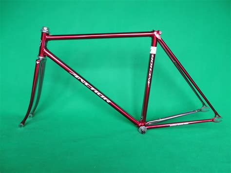 Anchor Red And Chrome Fade 505cm Njs Export