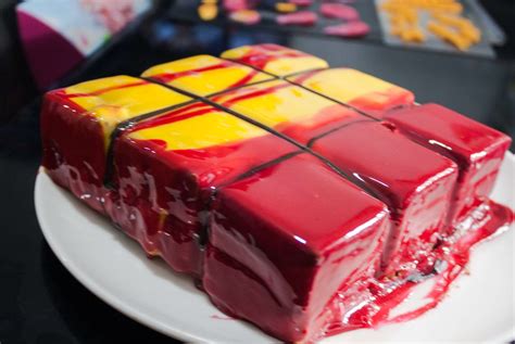 Science About Perfect Mirror Glaze Cake Instructables Colors Mouse Cake