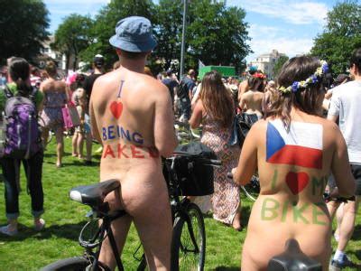 Officialworldnakedbikeride Tumblr Tumbex